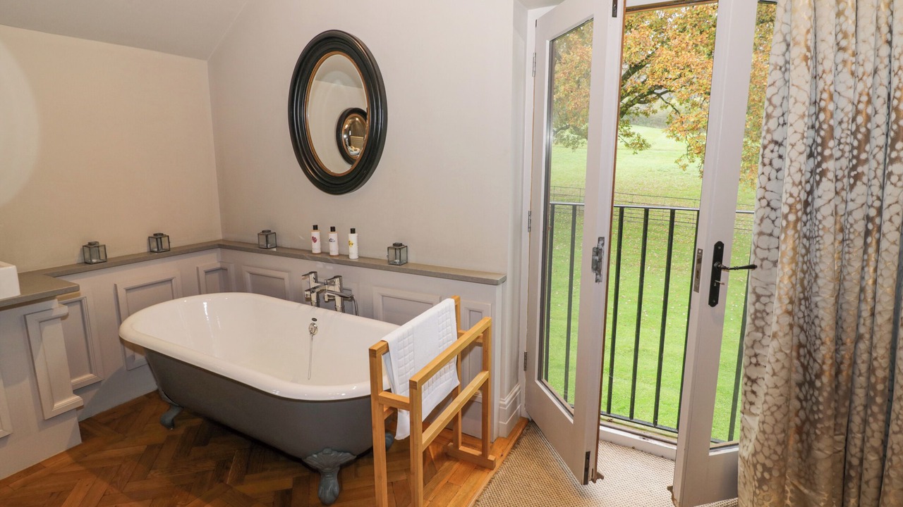 Photo of Bathroom in Moreton