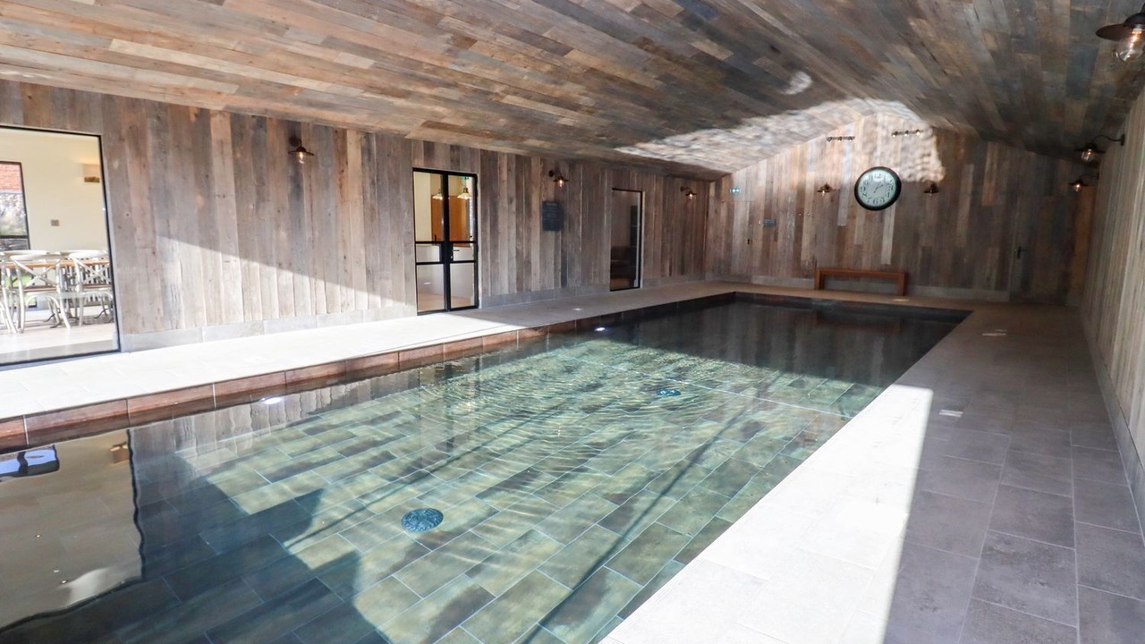 Photo of Outdoor in Moreton