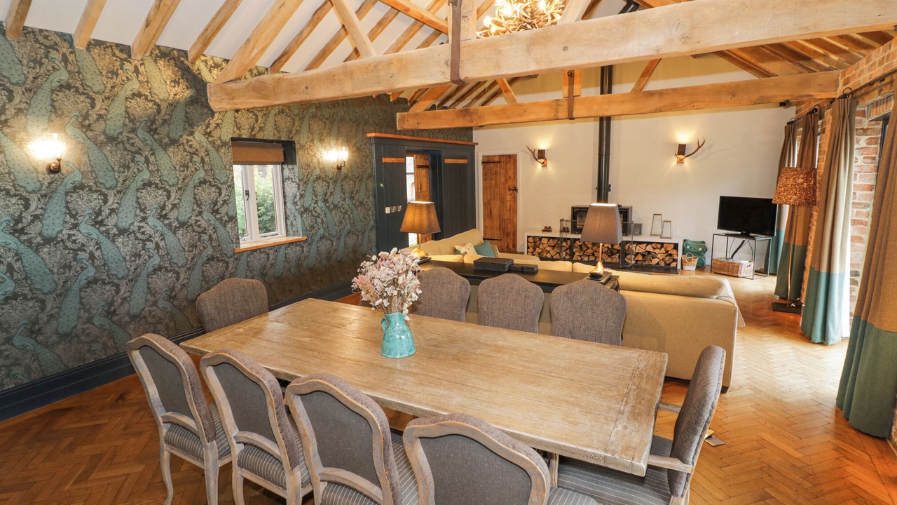 Photo of Others in Moreton