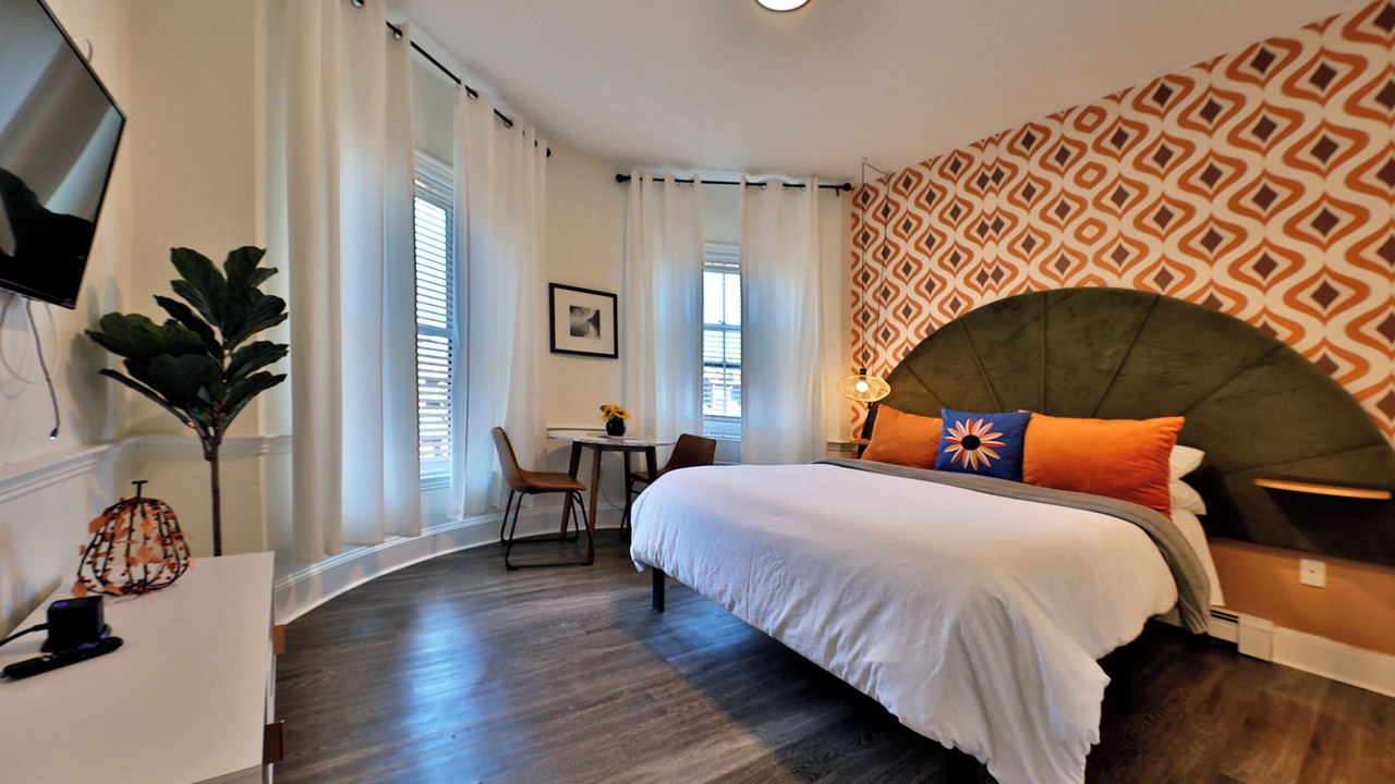 Photo of Others in Columbus