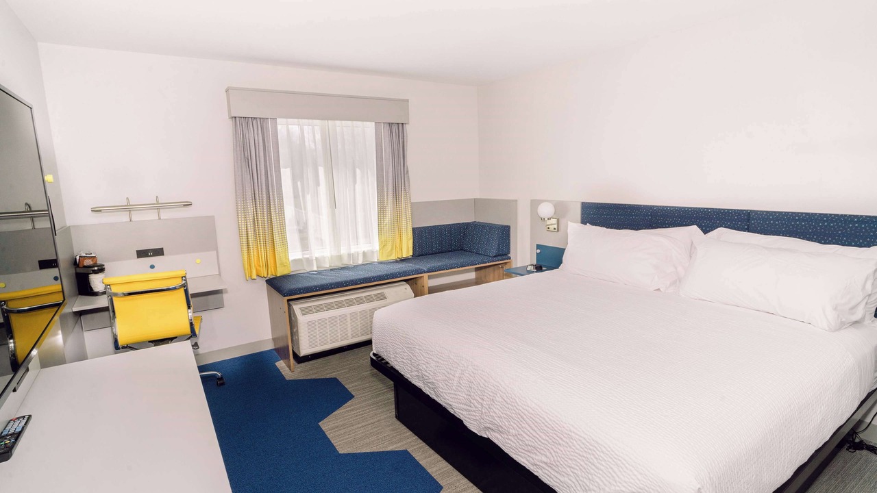 Photo of Bedroom in Newark