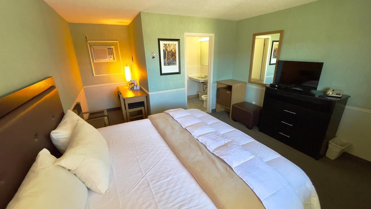 Photo of Bedroom in Sault Ste. Marie