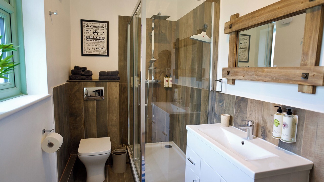 Photo of Bathroom in Berkhamsted