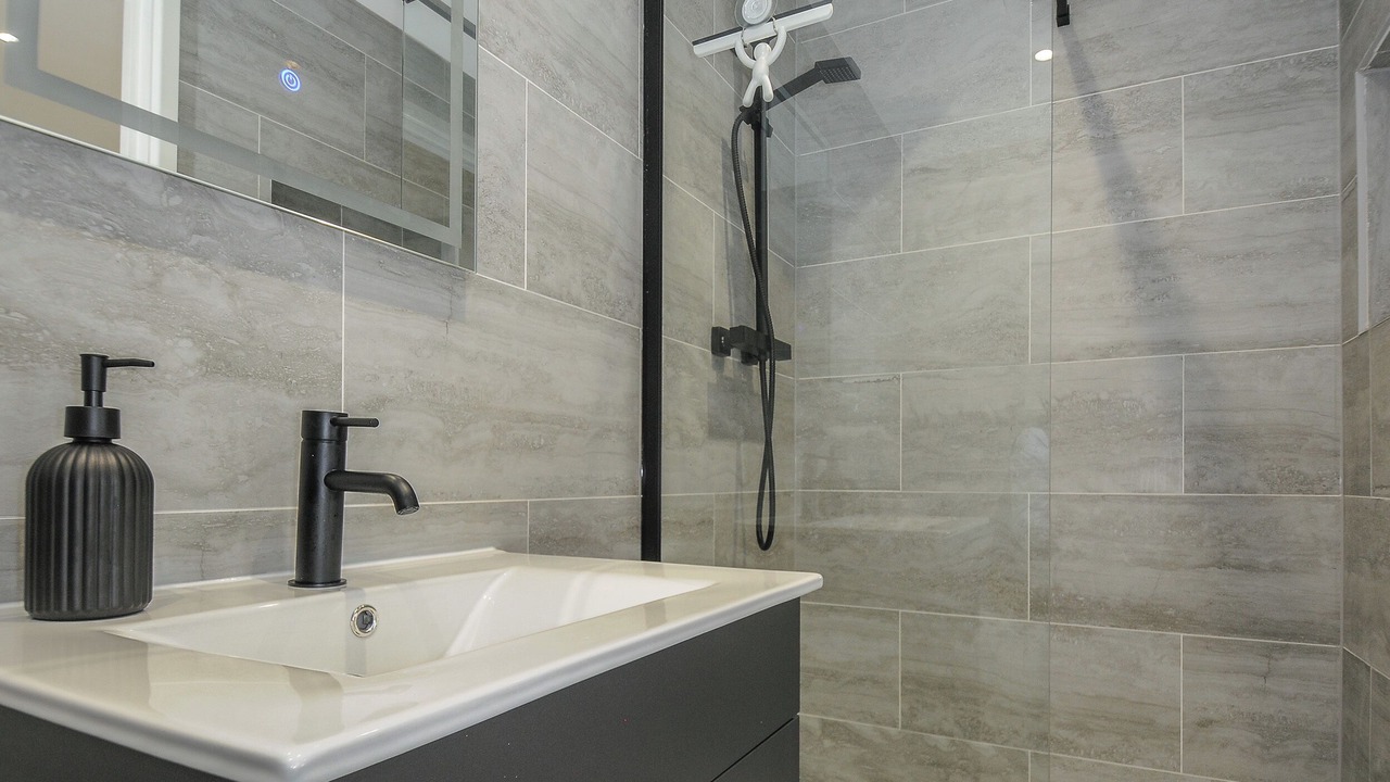 Photo of Others in Appledore