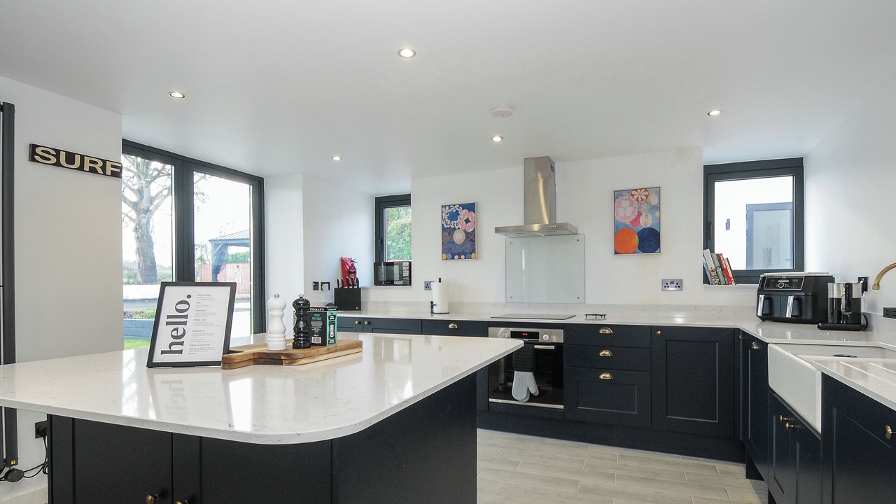 Photo of Others in Appledore