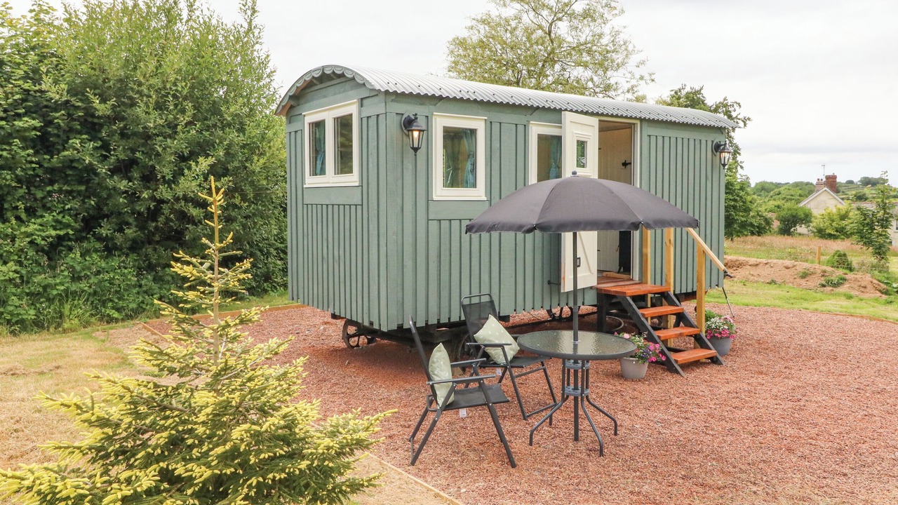 Photo of Outdoor in Brayford