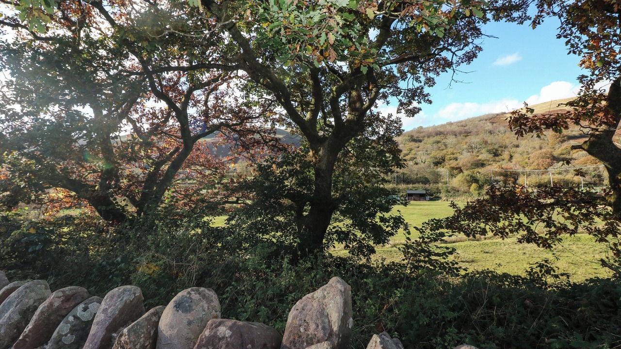 Photo of Others in Dol-y-Gaer