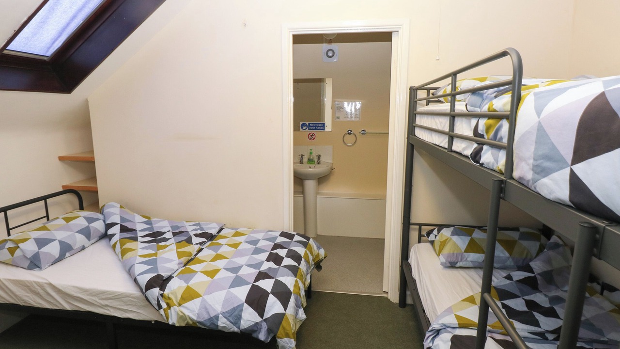 Photo of Others in Dol-y-Gaer