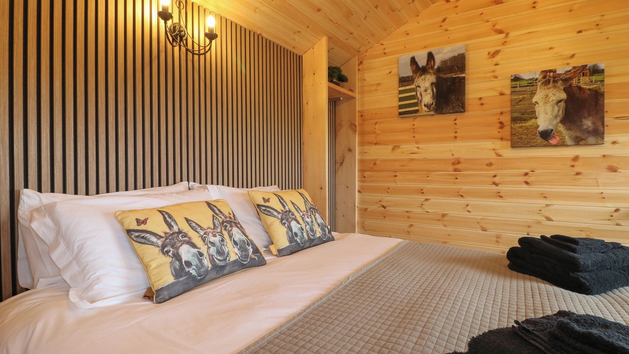 Photo of Others in Derbyshire