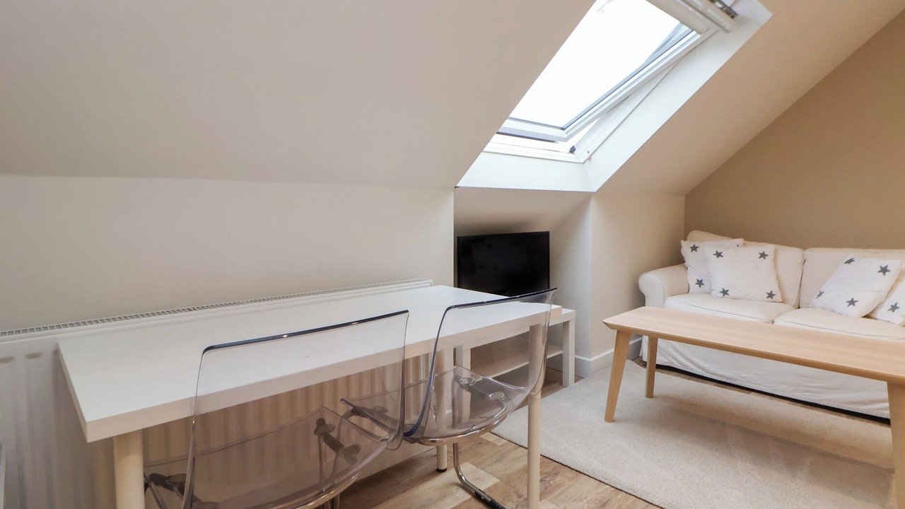 Photo of Livingroom in Cheshire West and Chester