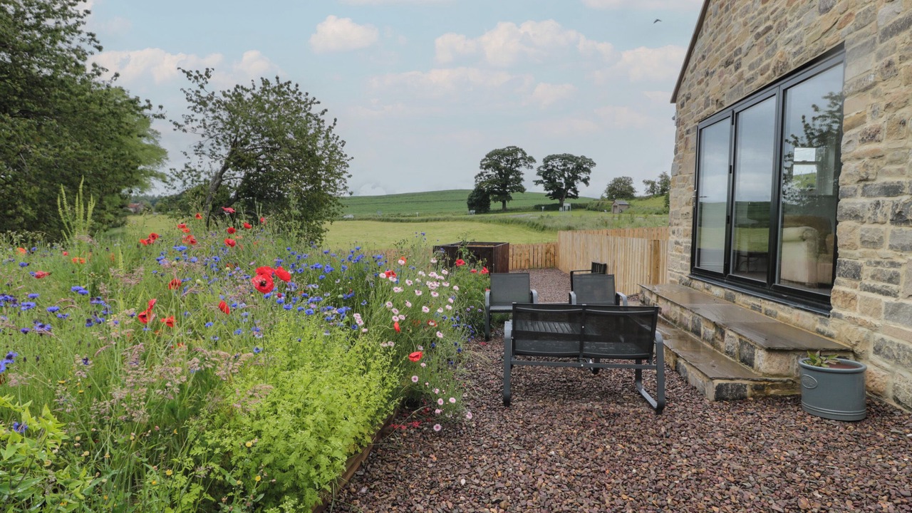 Photo of Patio Balcony in Ford