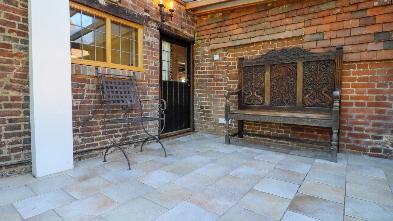 Photo of Outdoor in Ewhurst Green