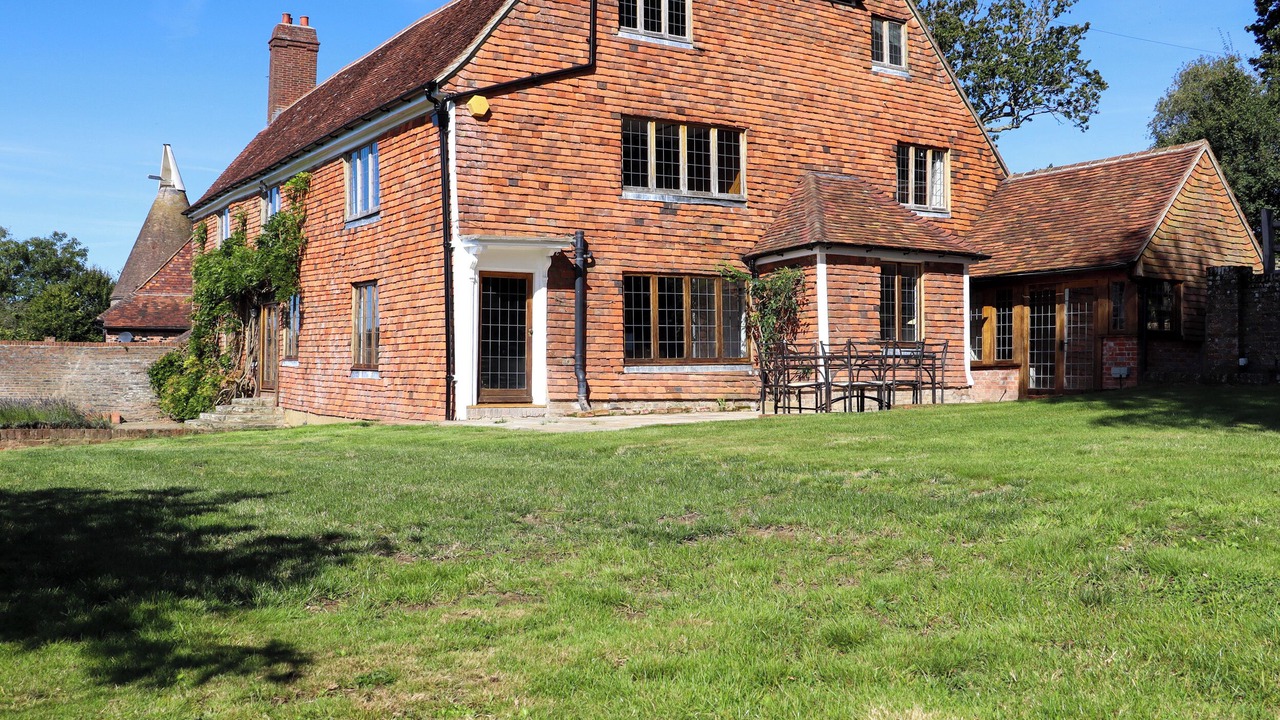 Photo of Outdoor in Ewhurst Green