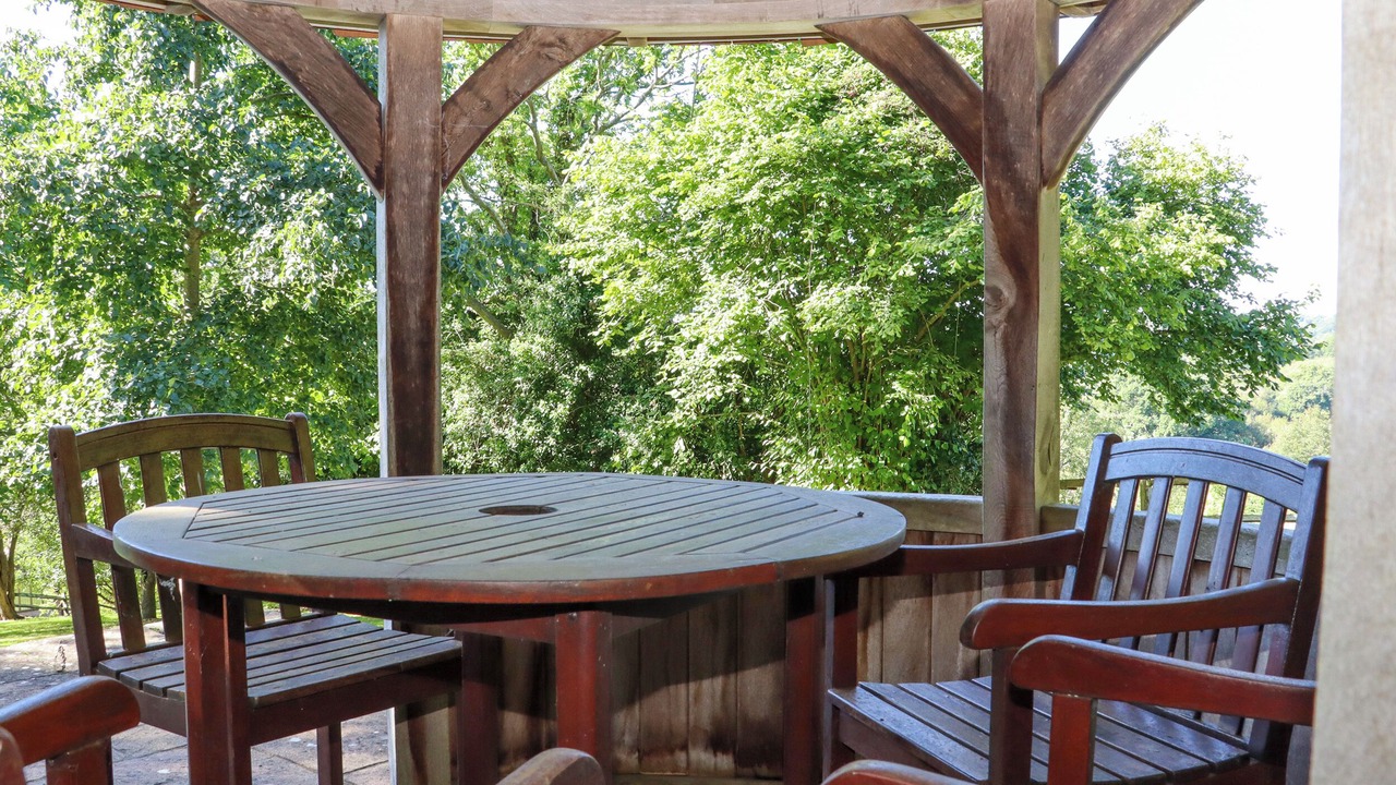 Photo of Outdoor in Ewhurst Green