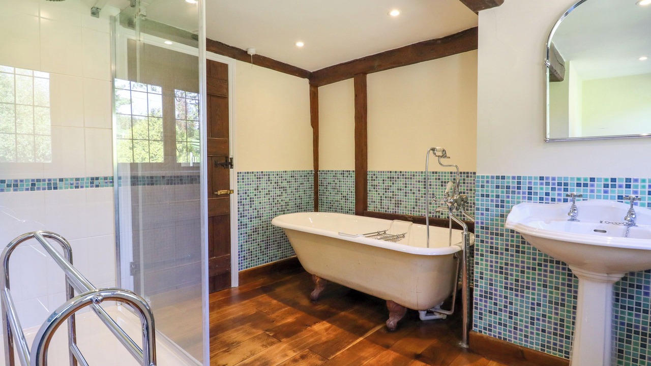 Photo of Others in Ewhurst Green