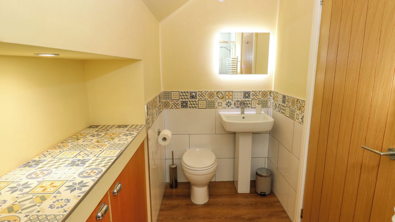 Photo of Others in Tideswell