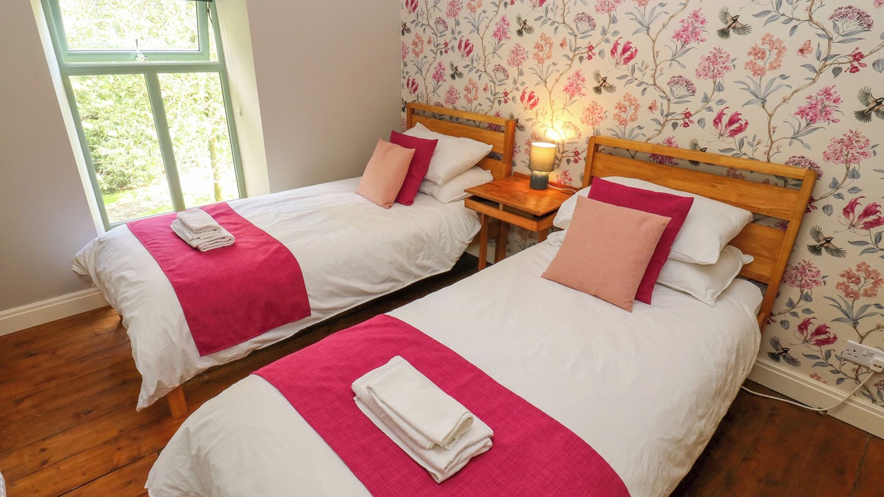 Photo of Others in Tideswell