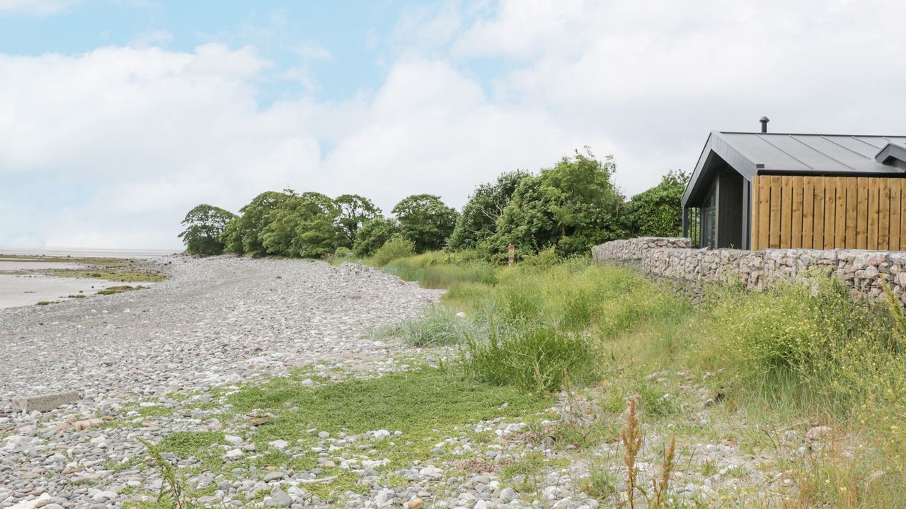 Photo of Outdoor in Baycliff