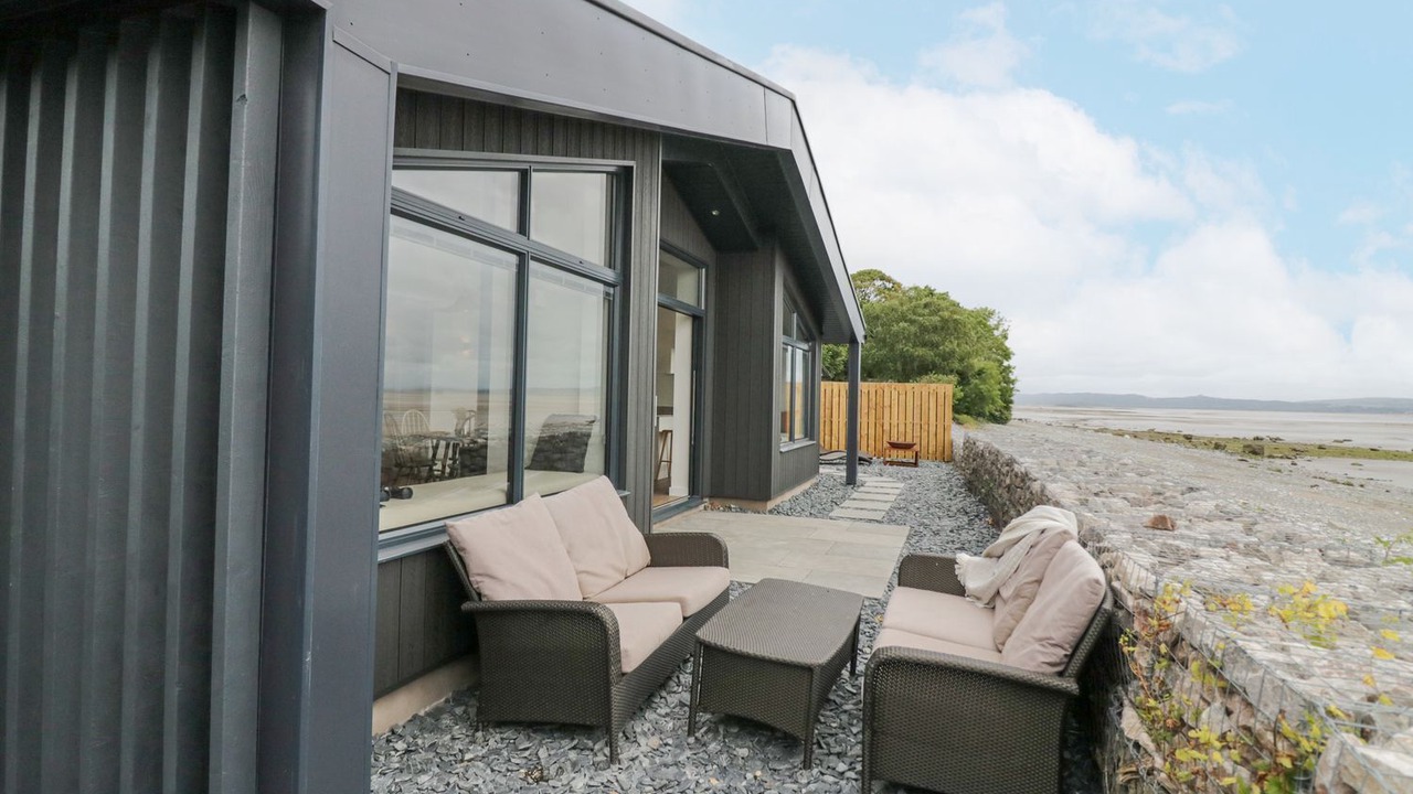 Photo of Patio Balcony in Baycliff