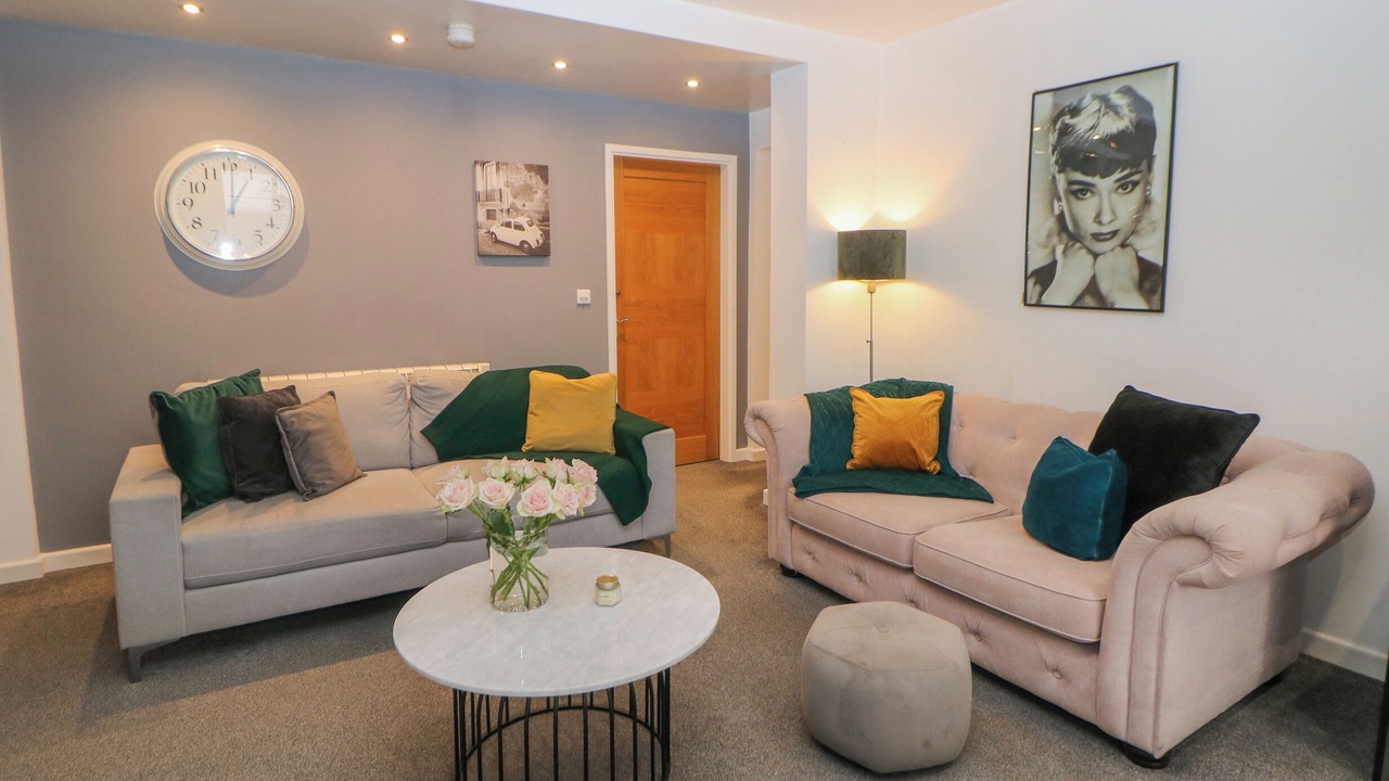 Photo of Livingroom in Two Dales