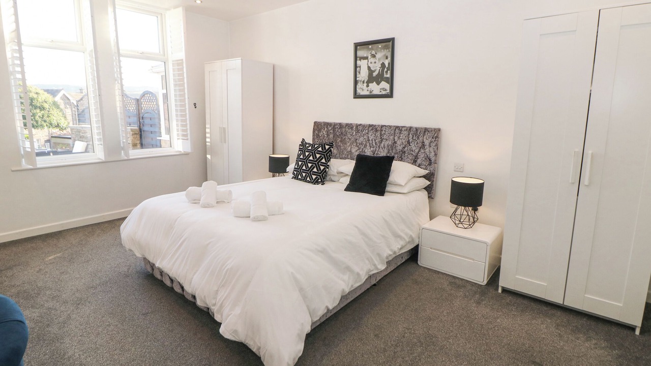 Photo of Others in Two Dales