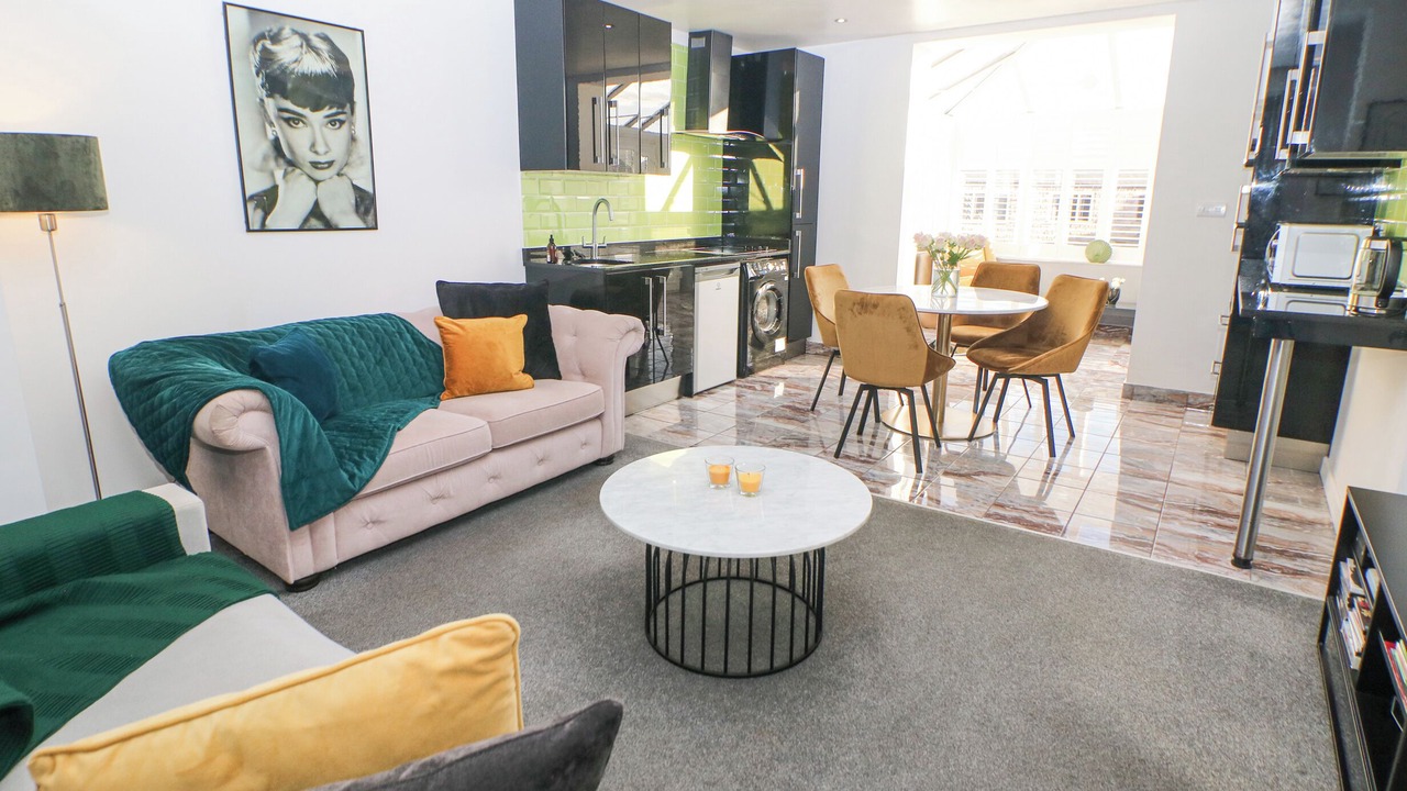 Photo of Livingroom in Two Dales