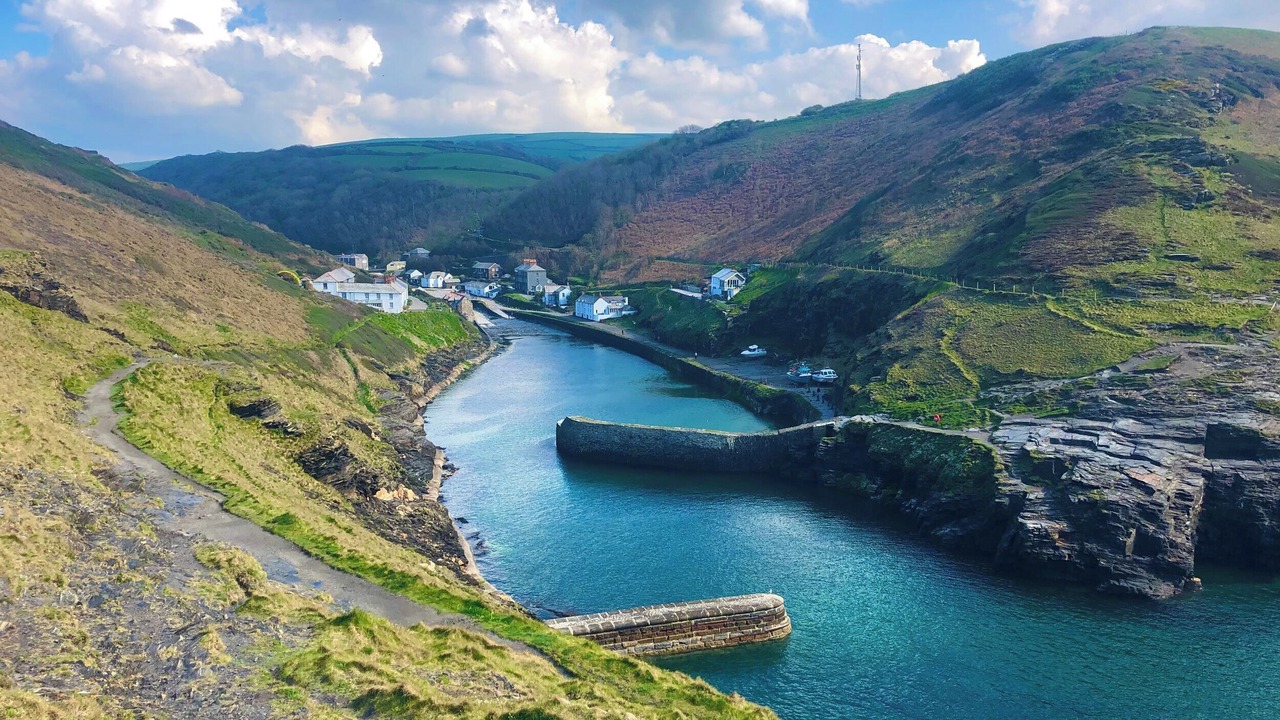 Photo of Others in Saint Gennys