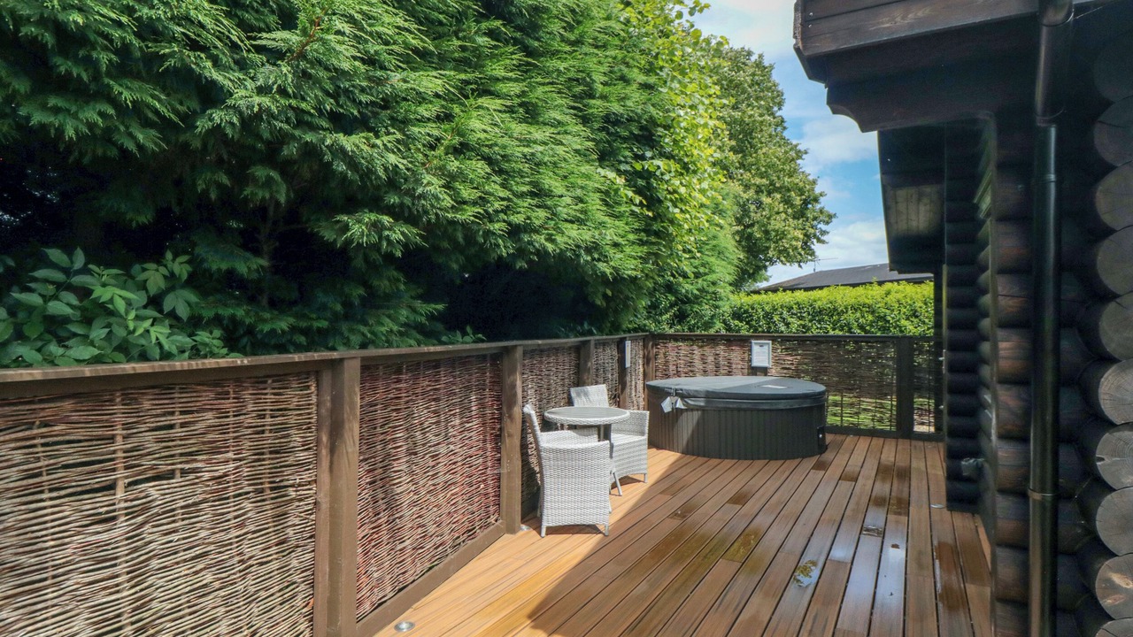 Photo of Patio Balcony in Carlton-in-Cleveland