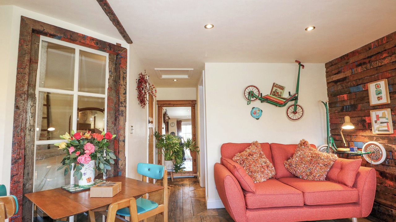 Photo of Others in Dunbridge