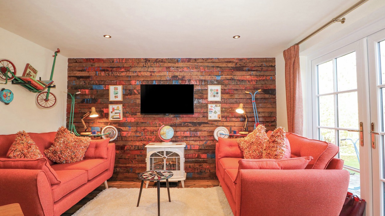 Photo of Livingroom in Dunbridge