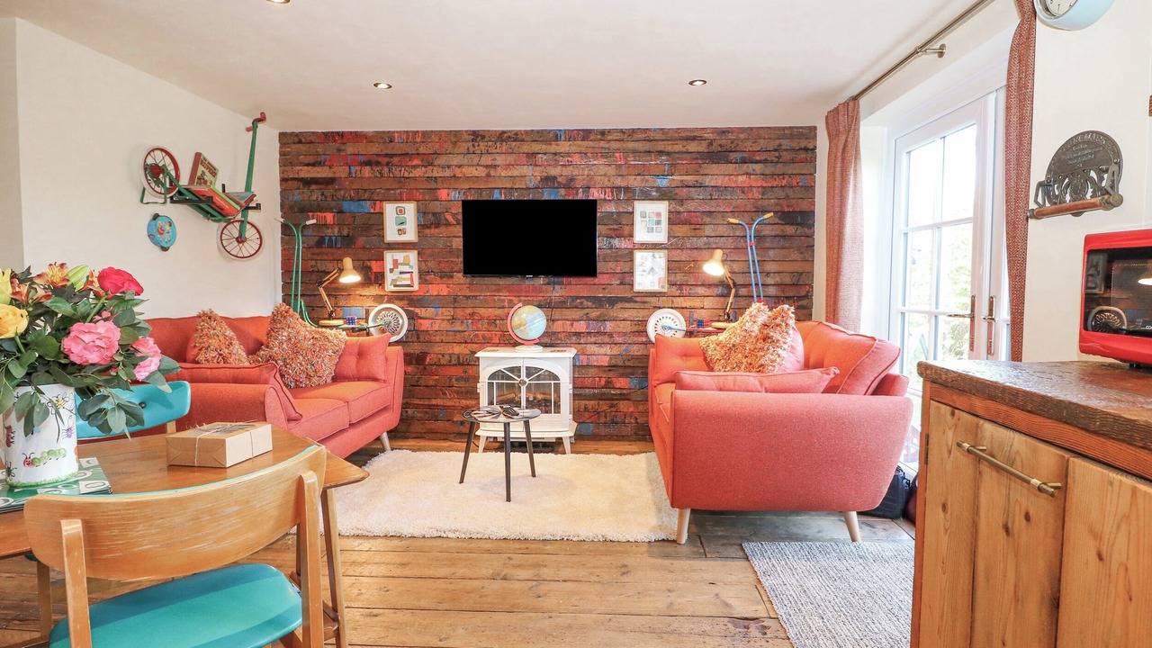 Photo of Livingroom in Dunbridge