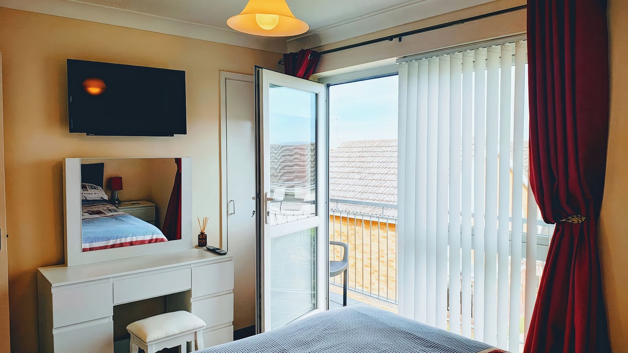 Photo of Others in Corton