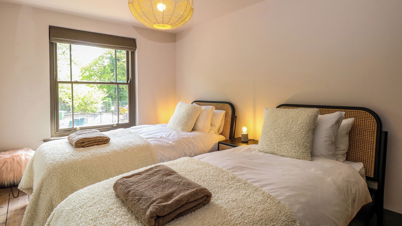 Photo of Others in Hopton