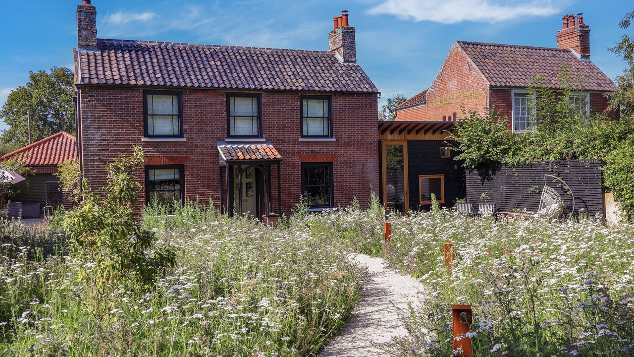 Photo of Outdoor in Hopton