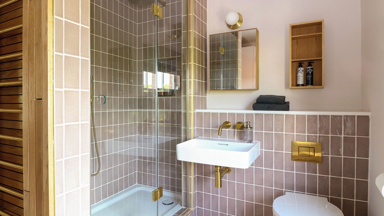 Photo of Others in Hopton