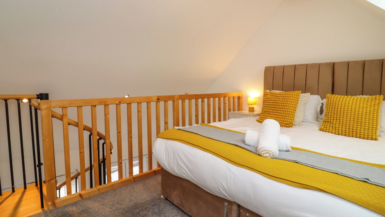 Photo of Others in Stonehouse