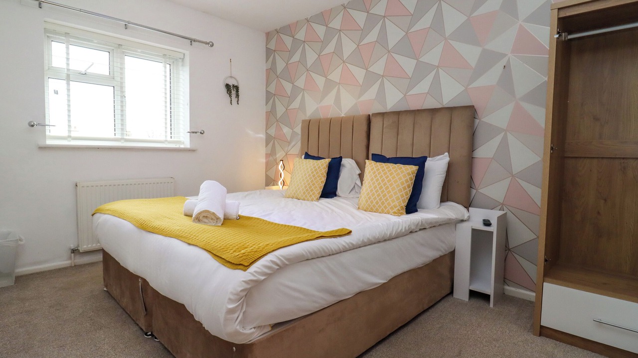 Photo of Others in Stonehouse