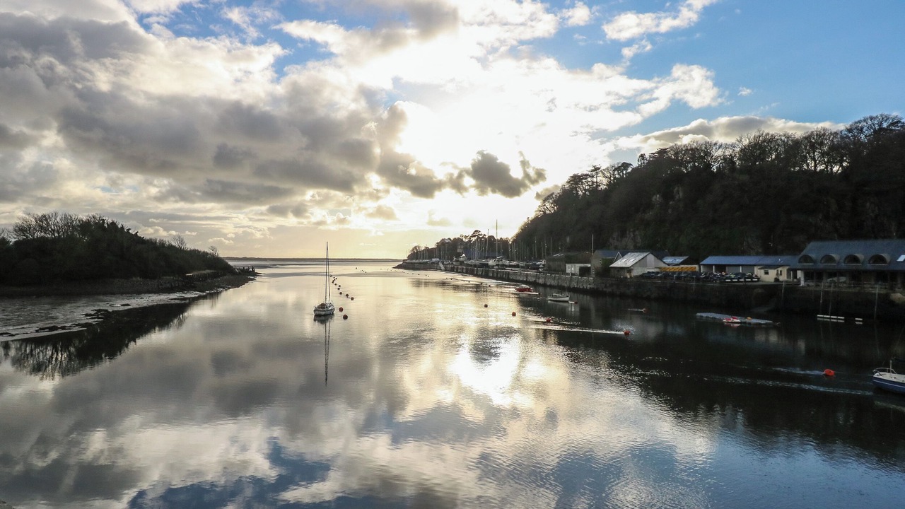 Photo of Others in Borth-y-Gest