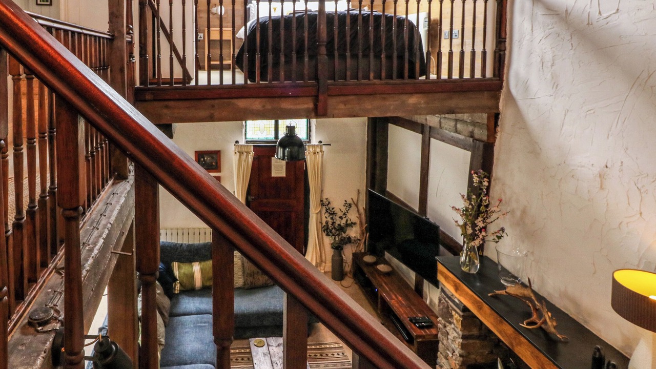 Photo of Others in Lynton