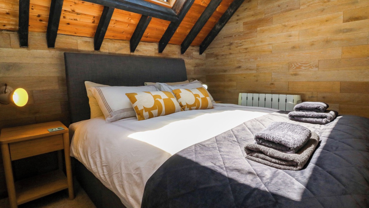 Photo of Others in Lynton