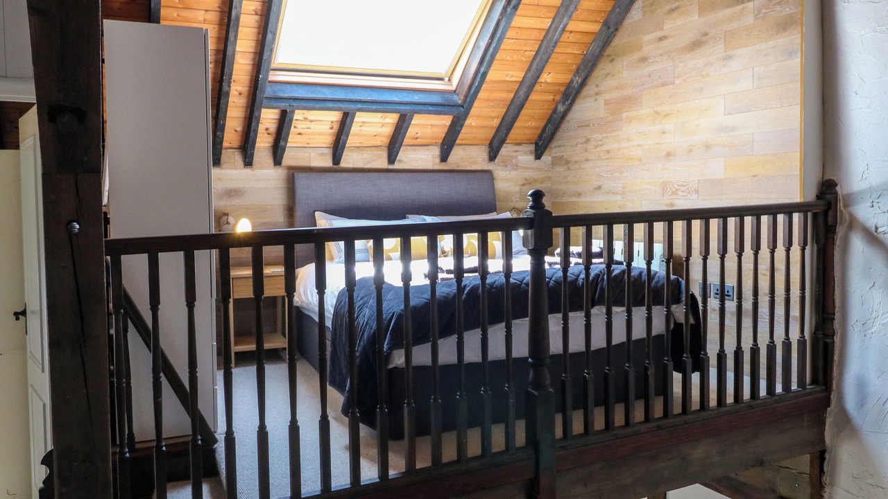 Photo of Others in Lynton