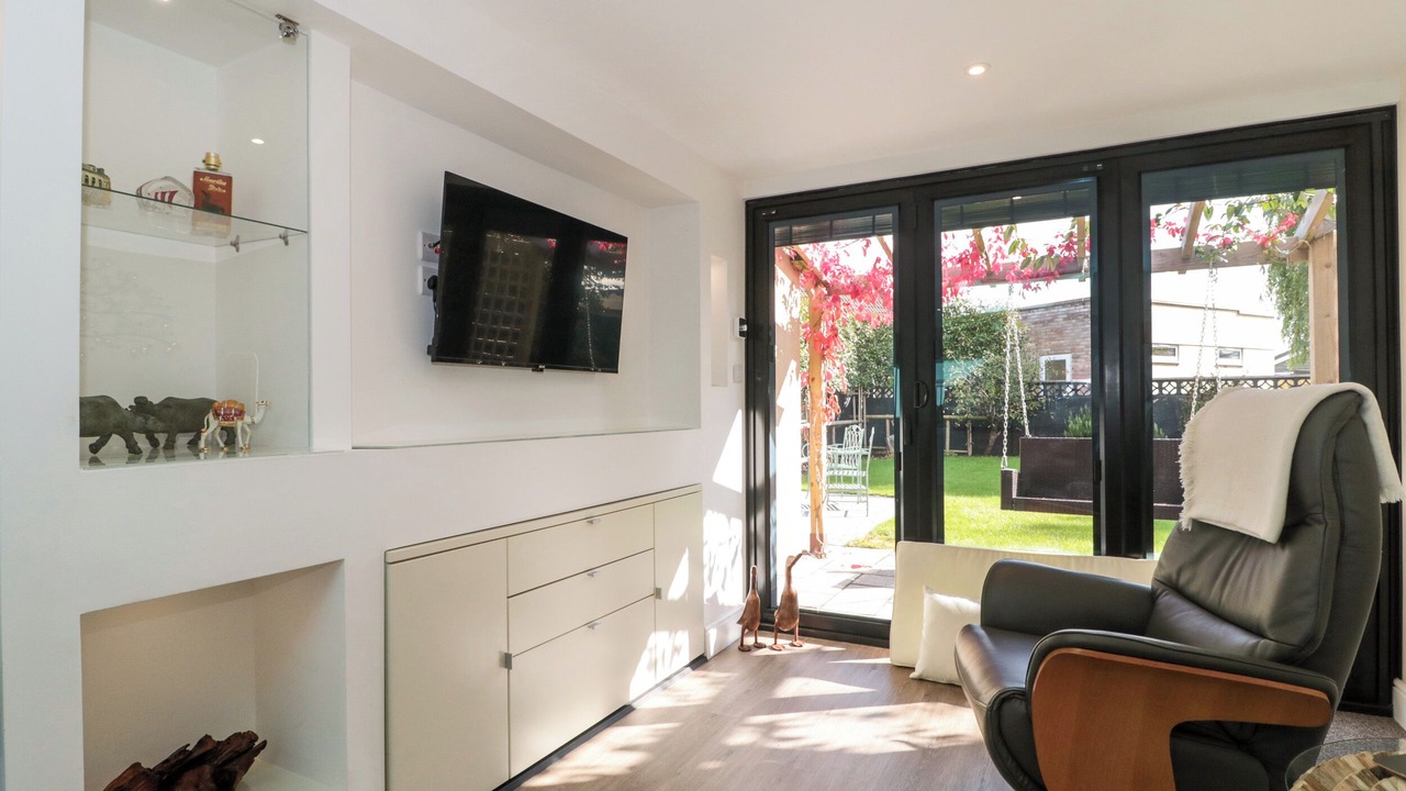 Photo of Livingroom in Milton