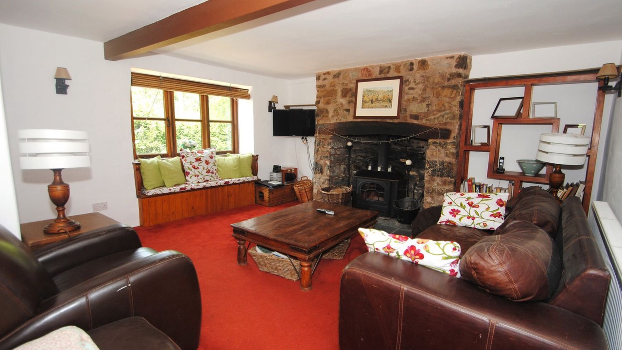 Photo of Livingroom in Bampton