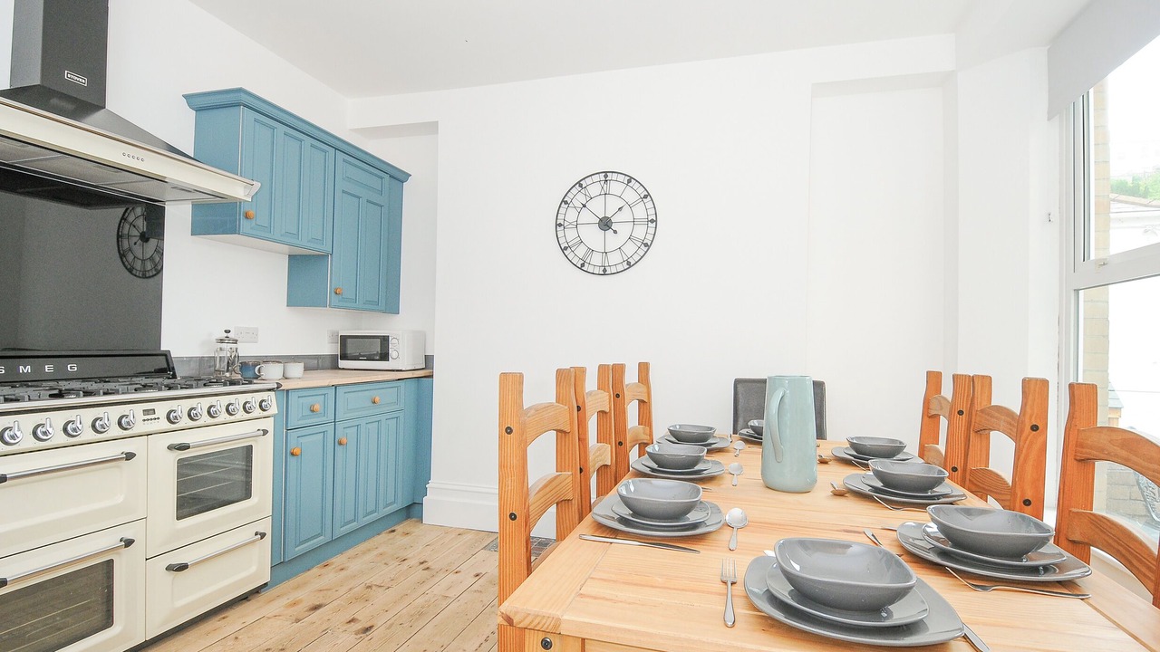 Photo of Others in Looe