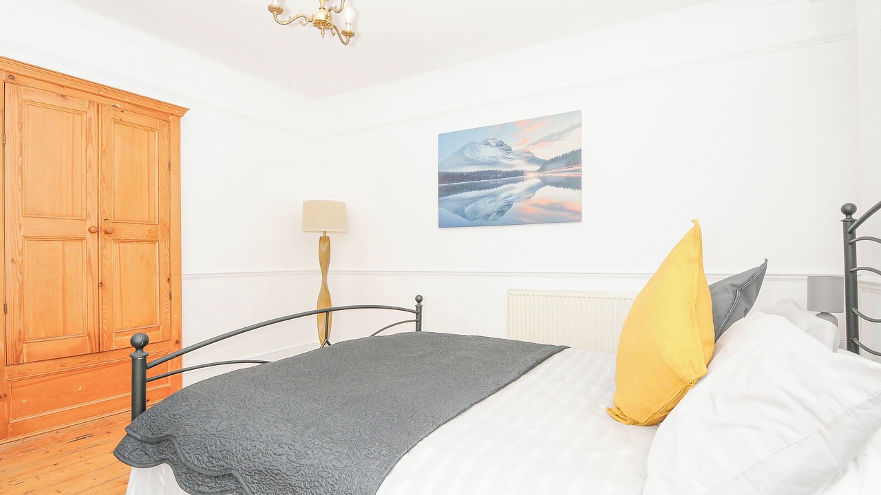 Photo of Others in Looe