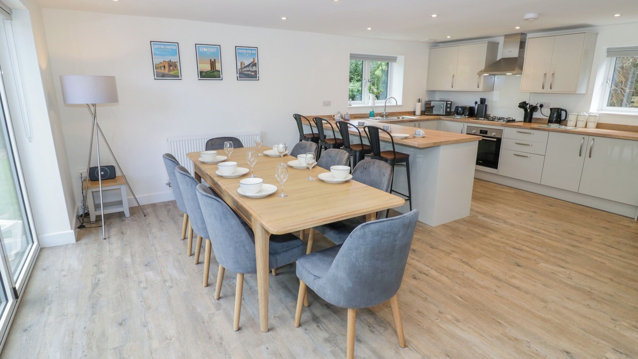 Photo of Others in Cow Honeybourne