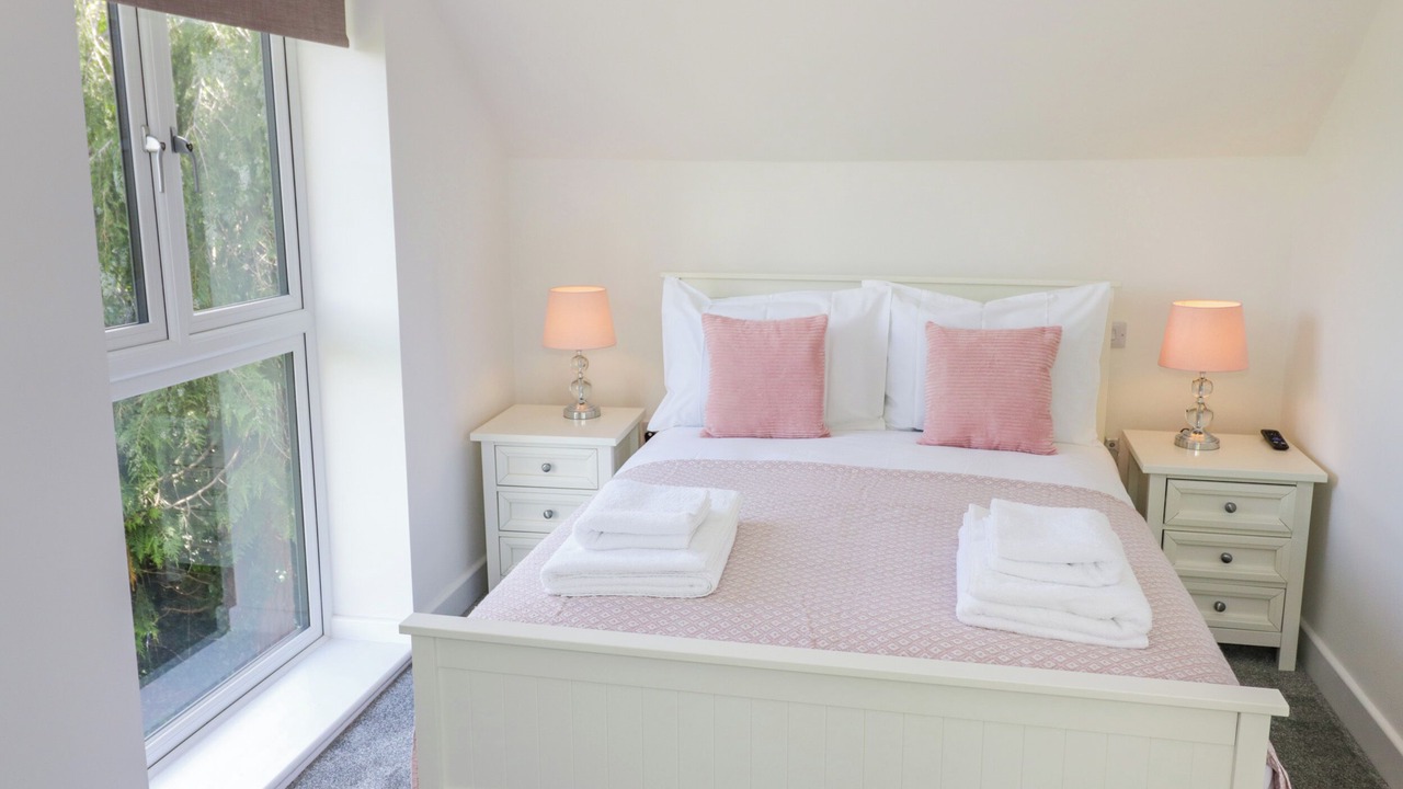 Photo of Others in Cow Honeybourne