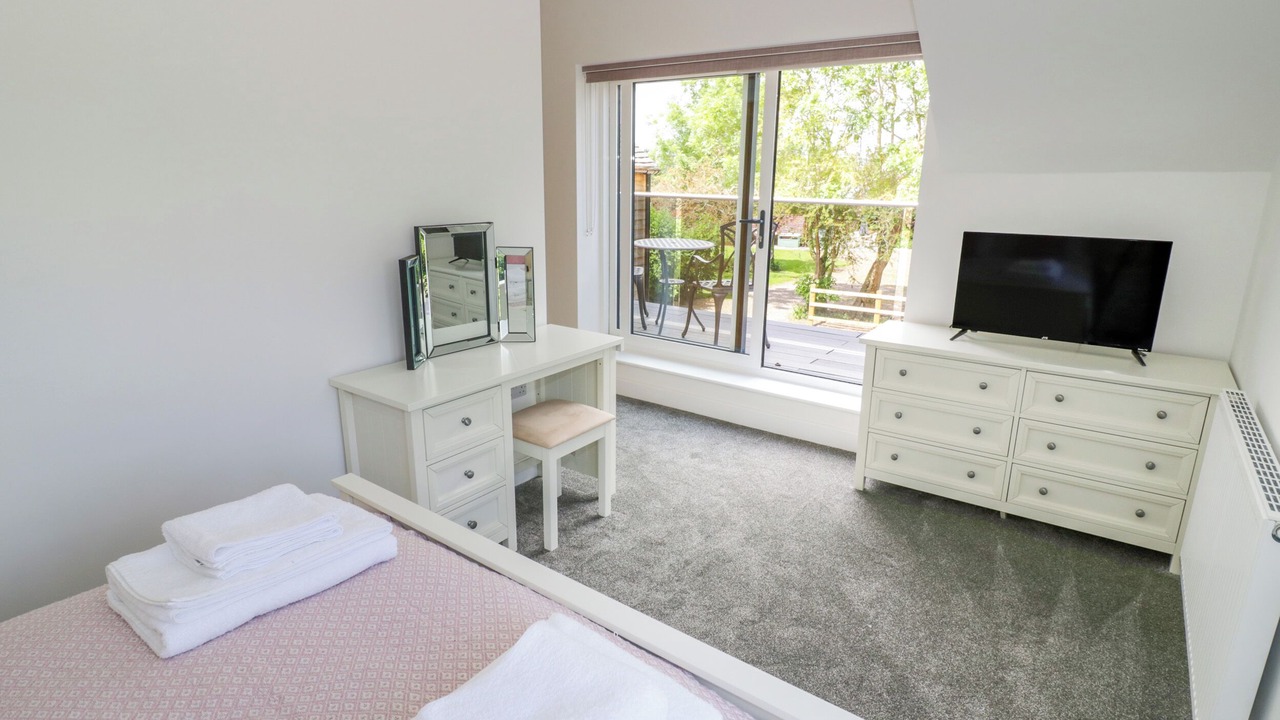 Photo of Others in Cow Honeybourne