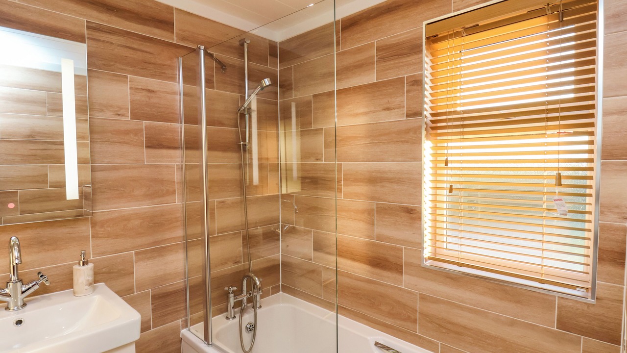 Photo of Others in Briggswath