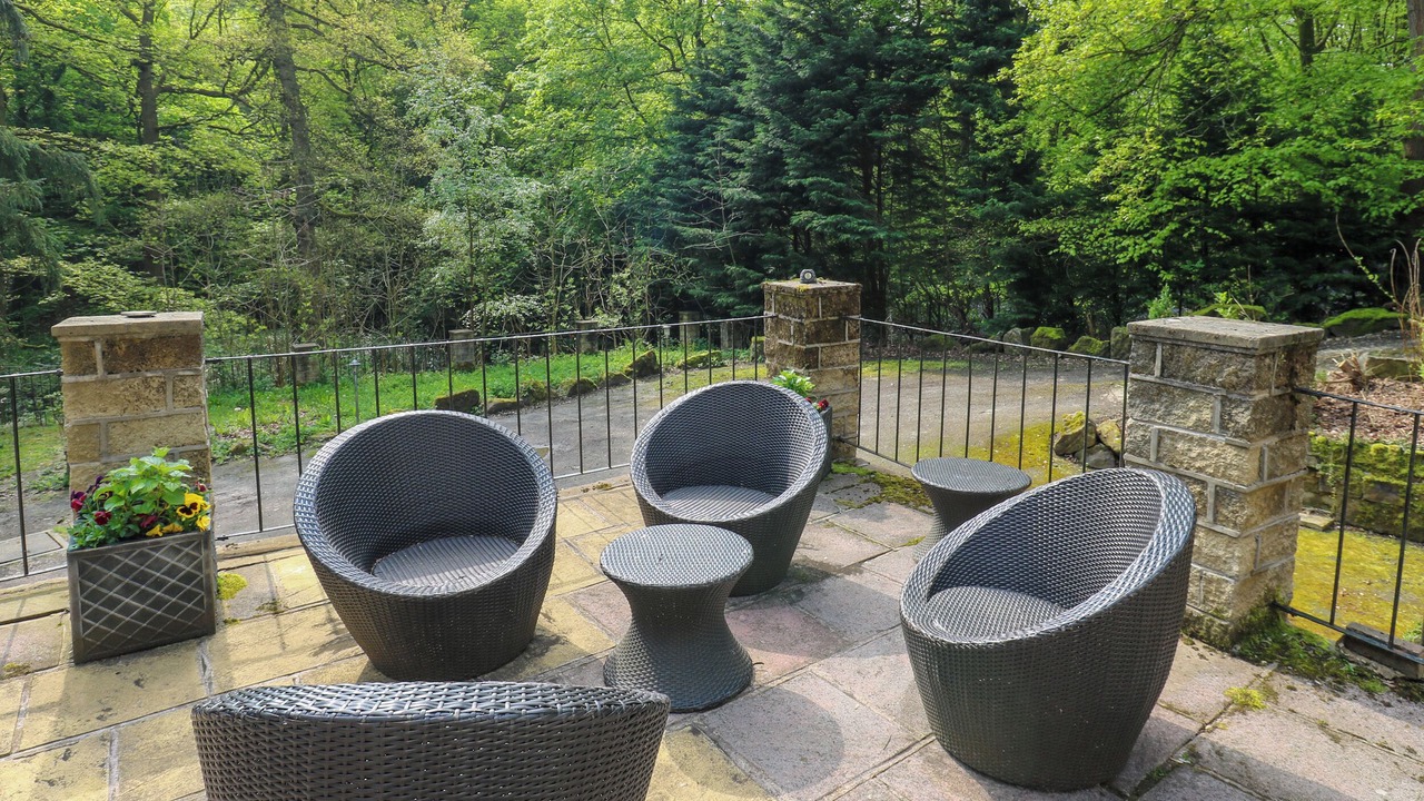 Photo of Patio Balcony in Hoylandswaine